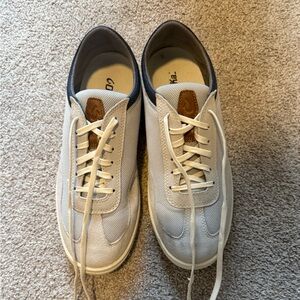 Men’s OluKai sneakers. Gray size 9. Good used condition